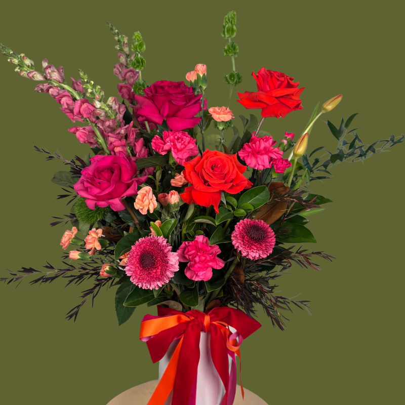Euphoria in beautiful Hugobloom Vessel.