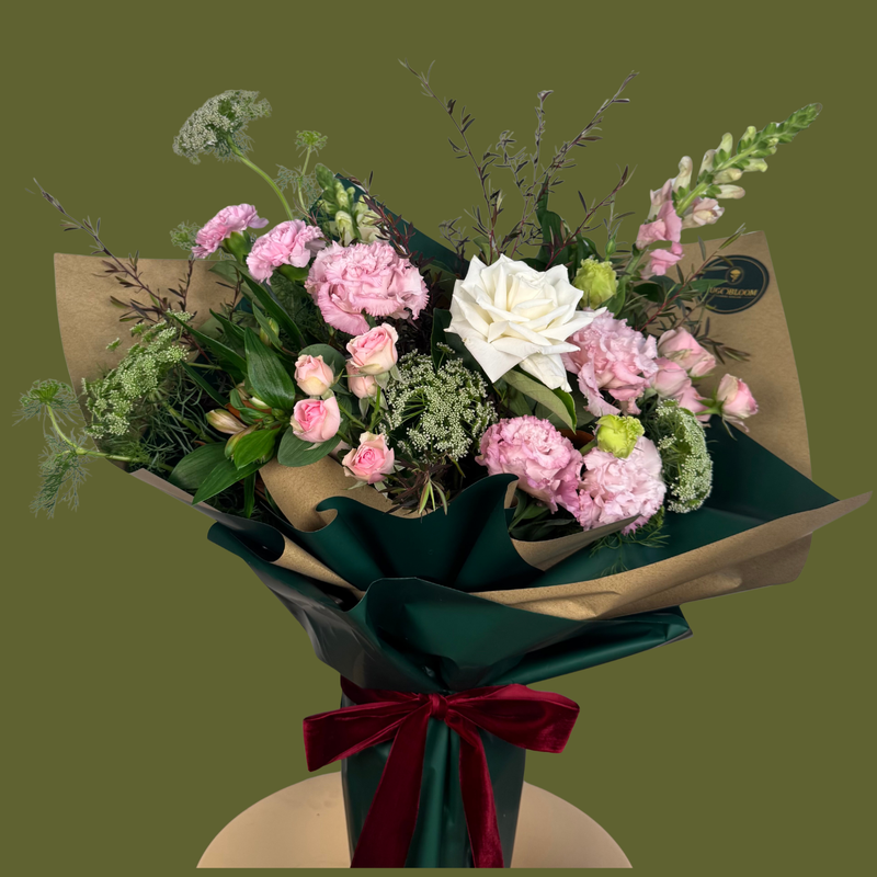 Hugo's Charm – Pink Shaded Blooms