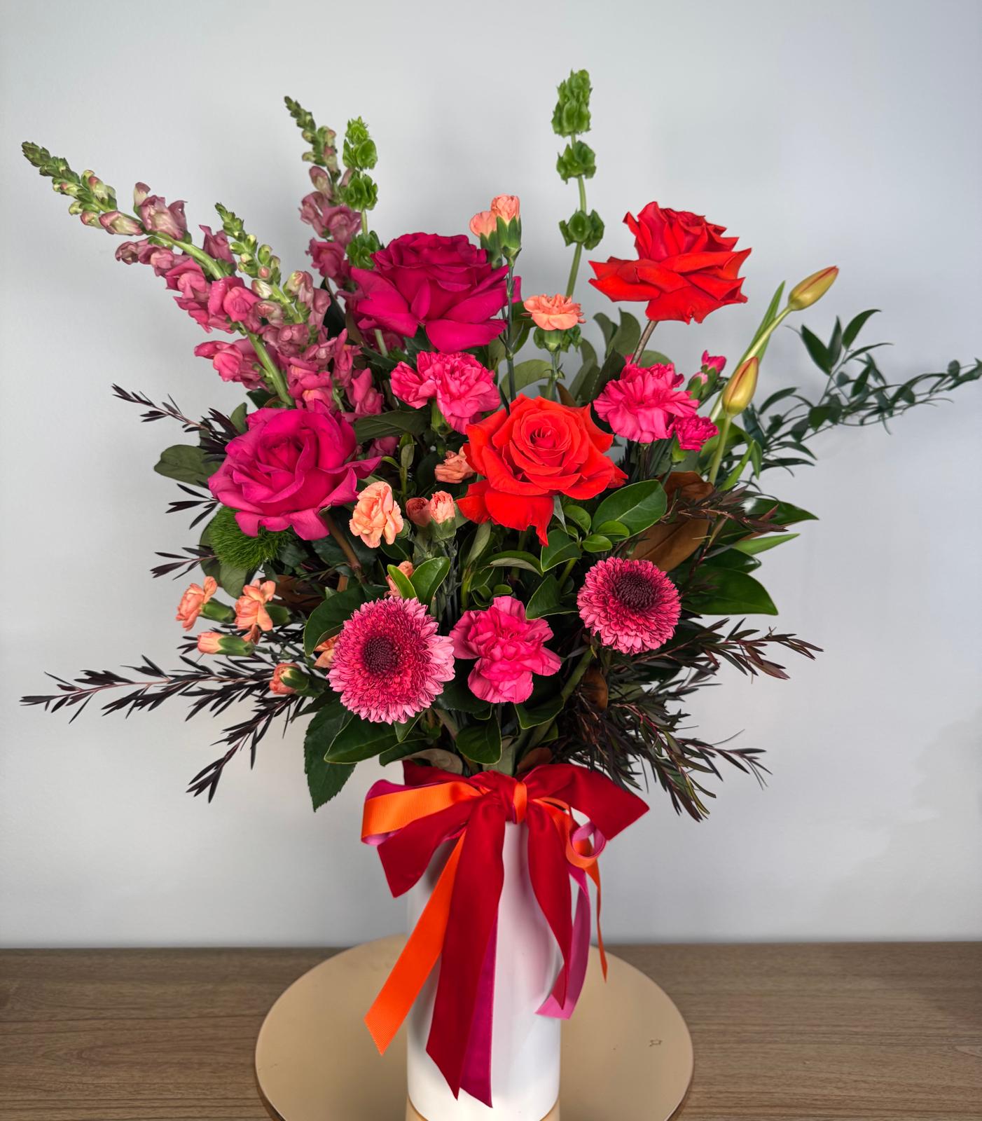 Euphoria in beautiful Hugobloom Vessel.