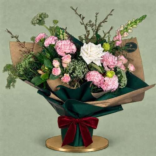 Hugo's Charm – Pink Shaded Blooms – Hugobloom florist Adelaide