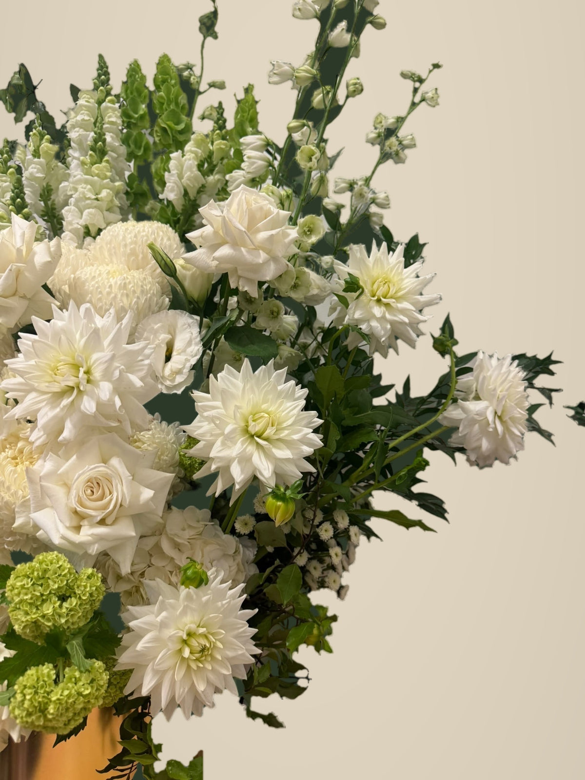 Close-up of white dahlias, roses and snapdragons by Hugobloom